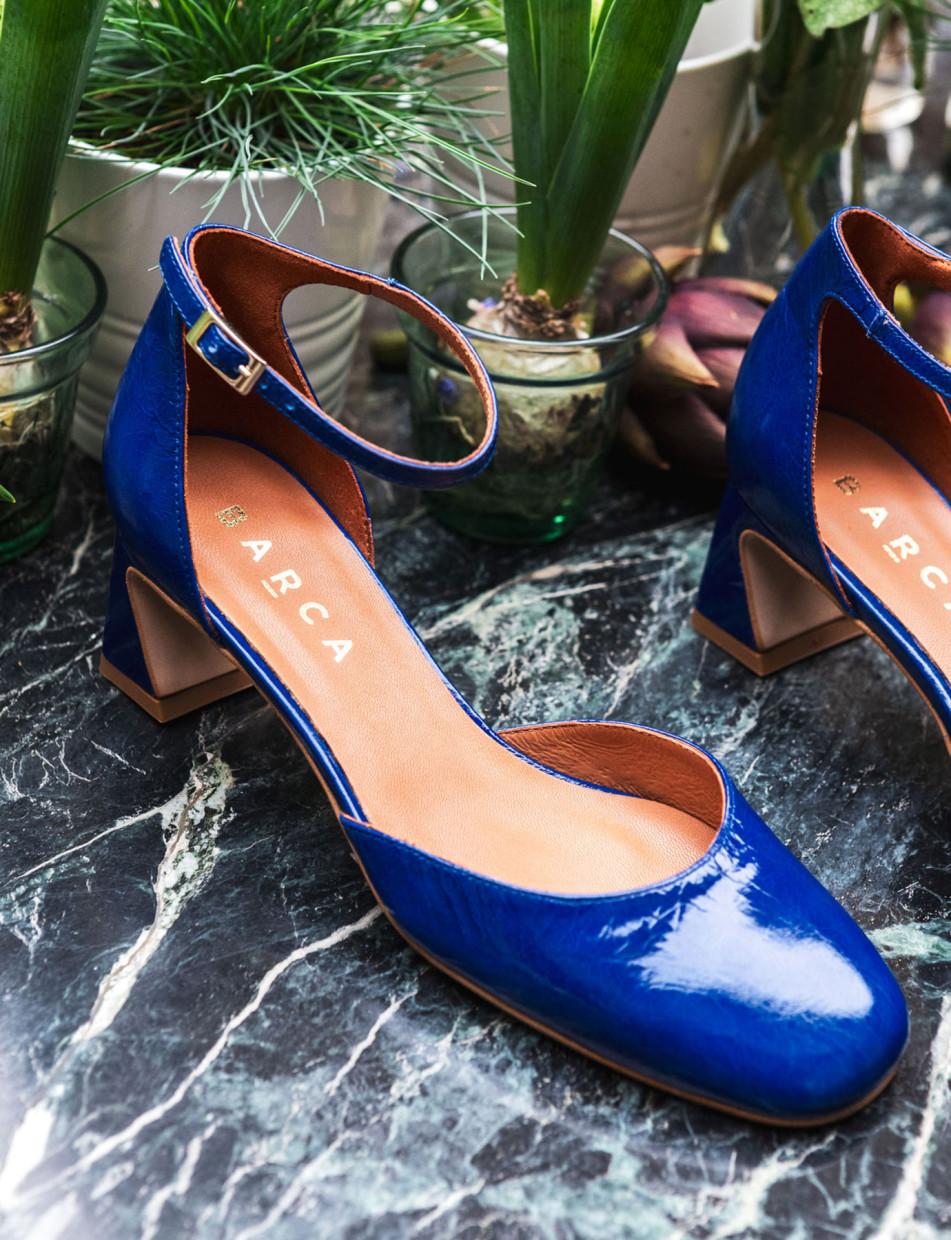 Zapatos de salón tacón 5 cm azul cuero