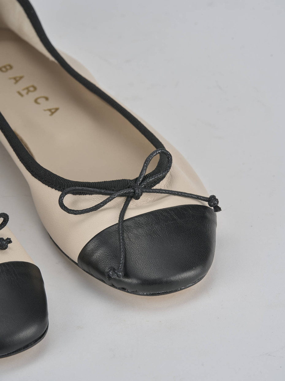Bailarinas tacón 1 cm beis cuero