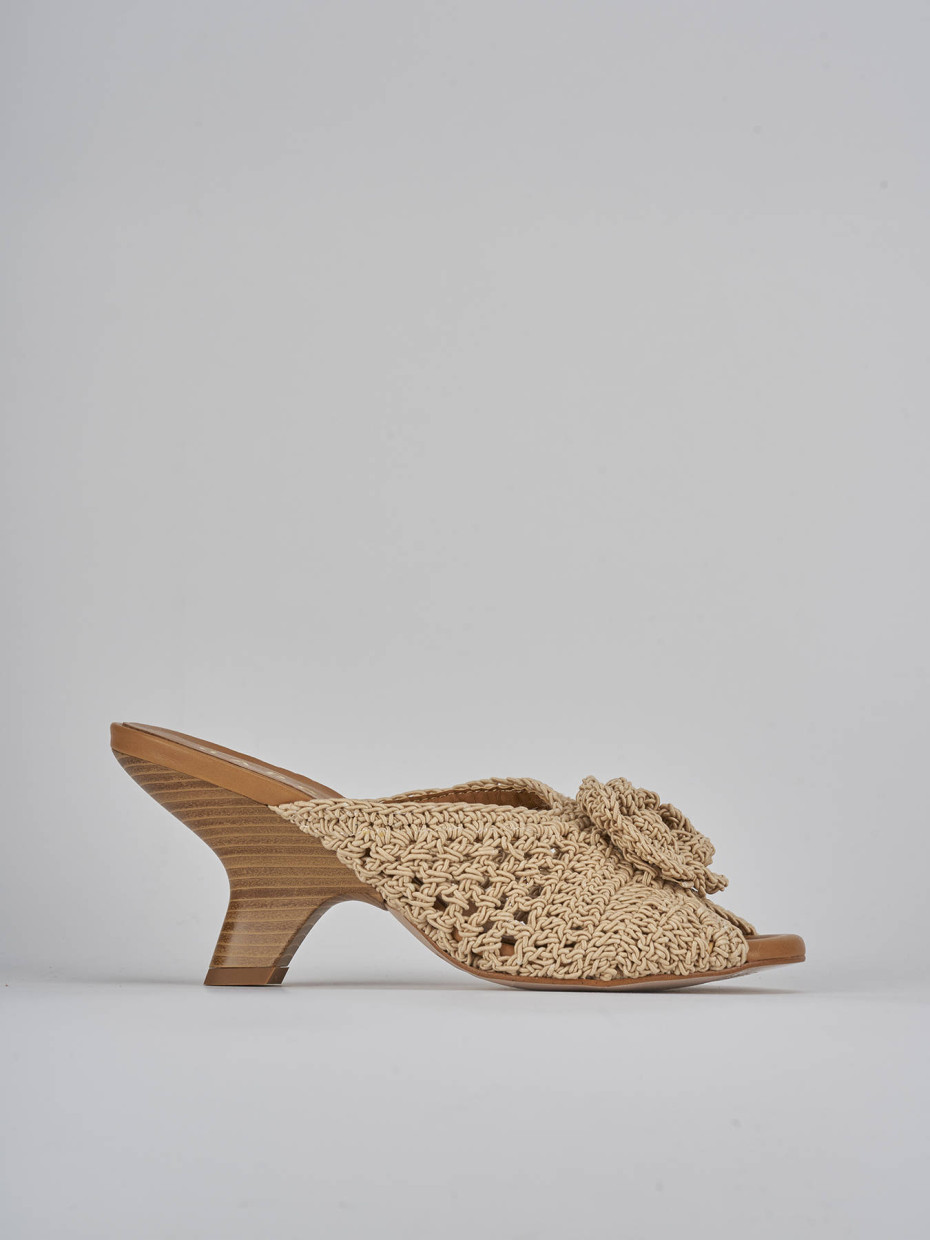Mules tacón 8 cm beis tejido