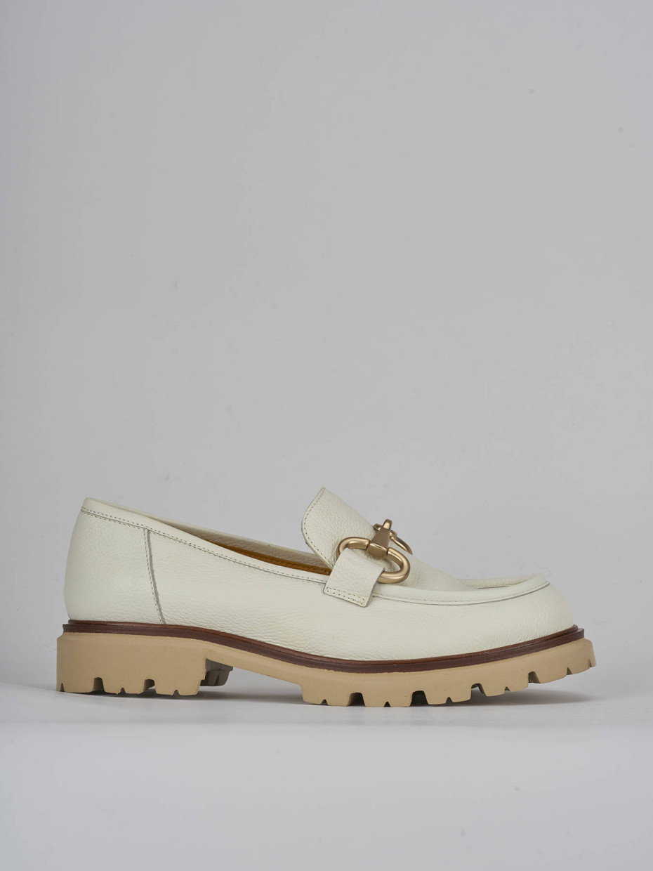 Mocasines tacón 2 cm blanco cuero