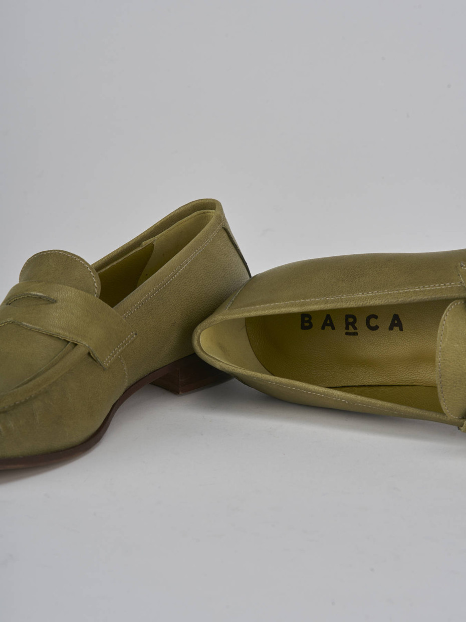 Mocasines tacón 1 cm verde cuero