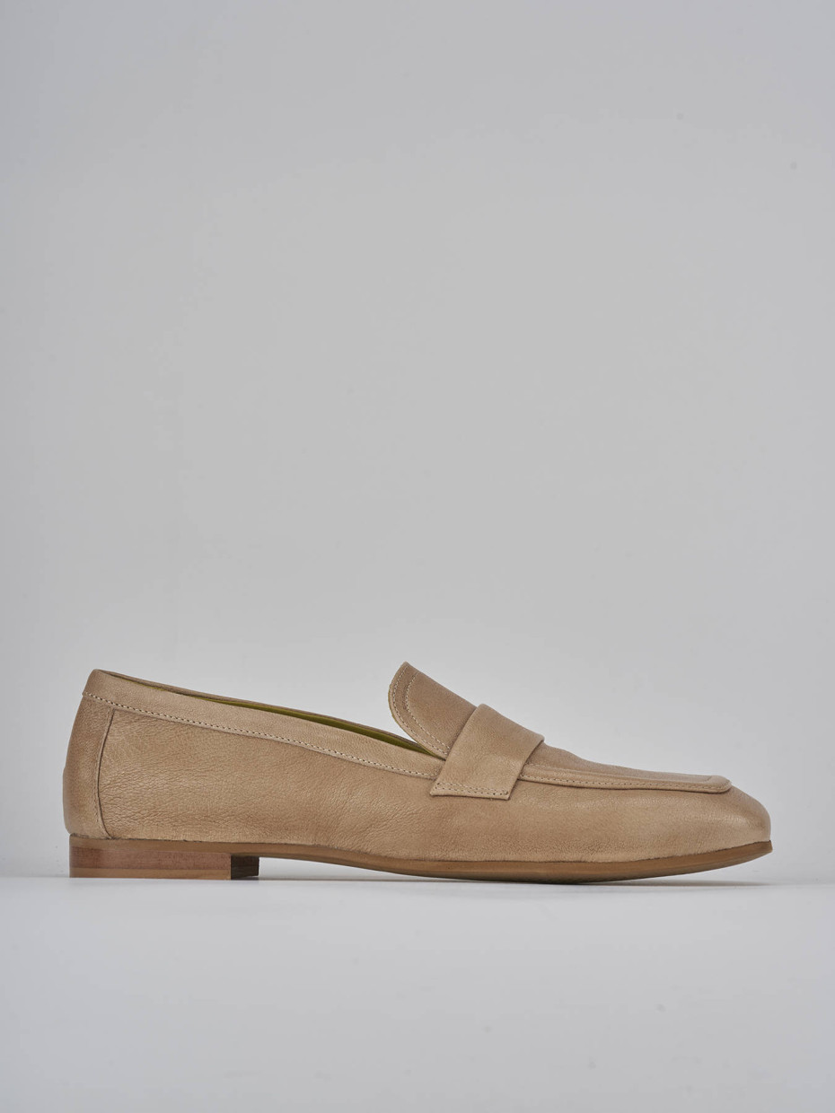 Mocasines tacón 1 cm beis cuero