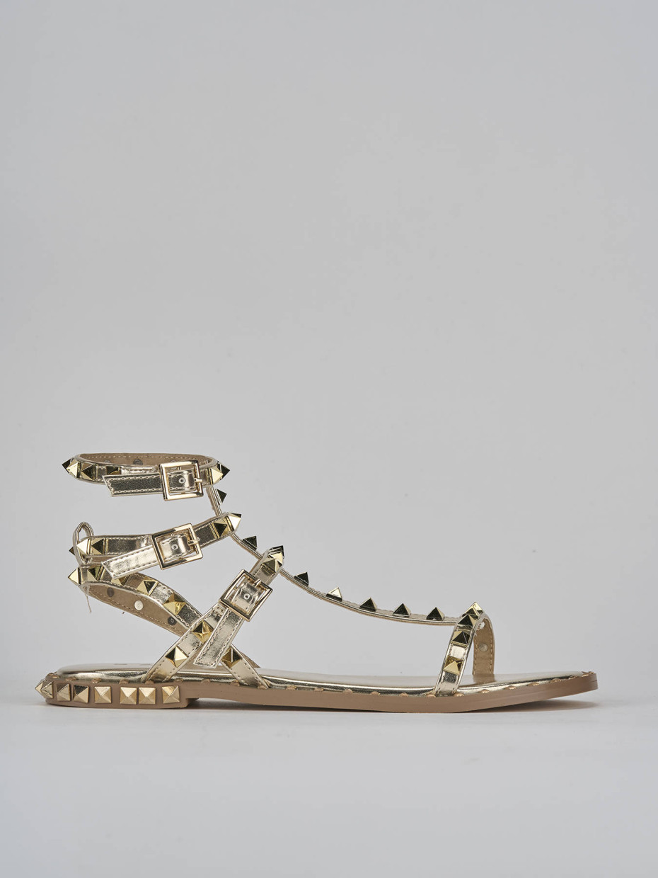 Sandalias de tacón bajo tacón 1 cm oro cuero