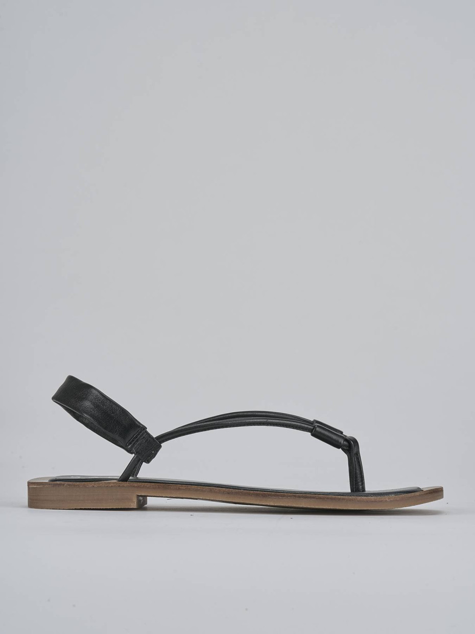 Low heel sandals heel 1 cm black leather