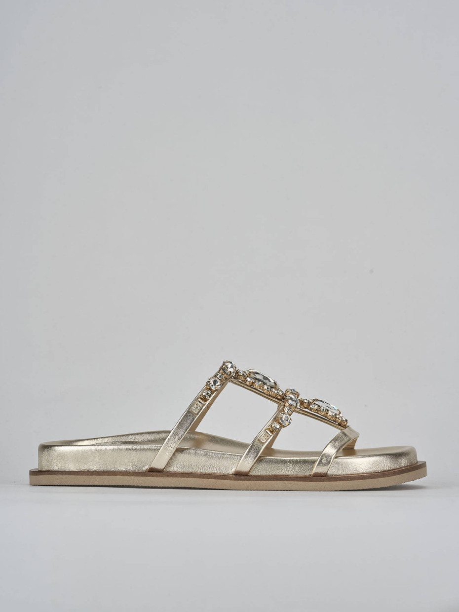 Slippers gold leather
