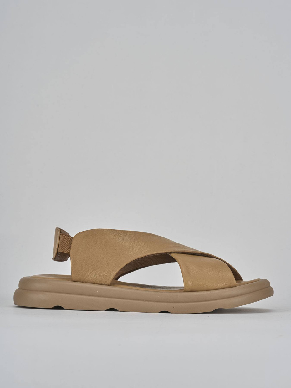 Sandalias de tacón bajo tacón 2 cm marrón cuero