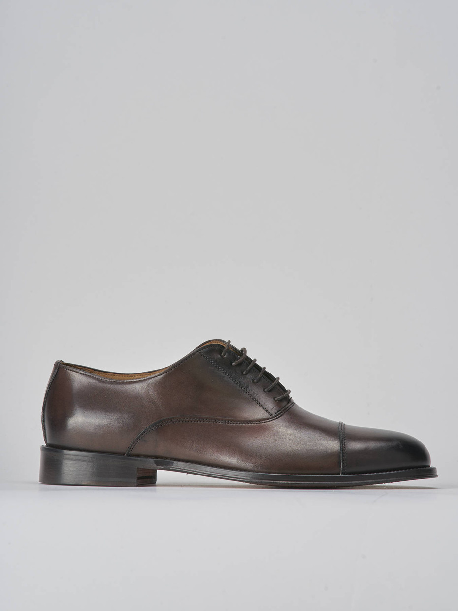 Zapatos de cordones marrón oscuro cuero