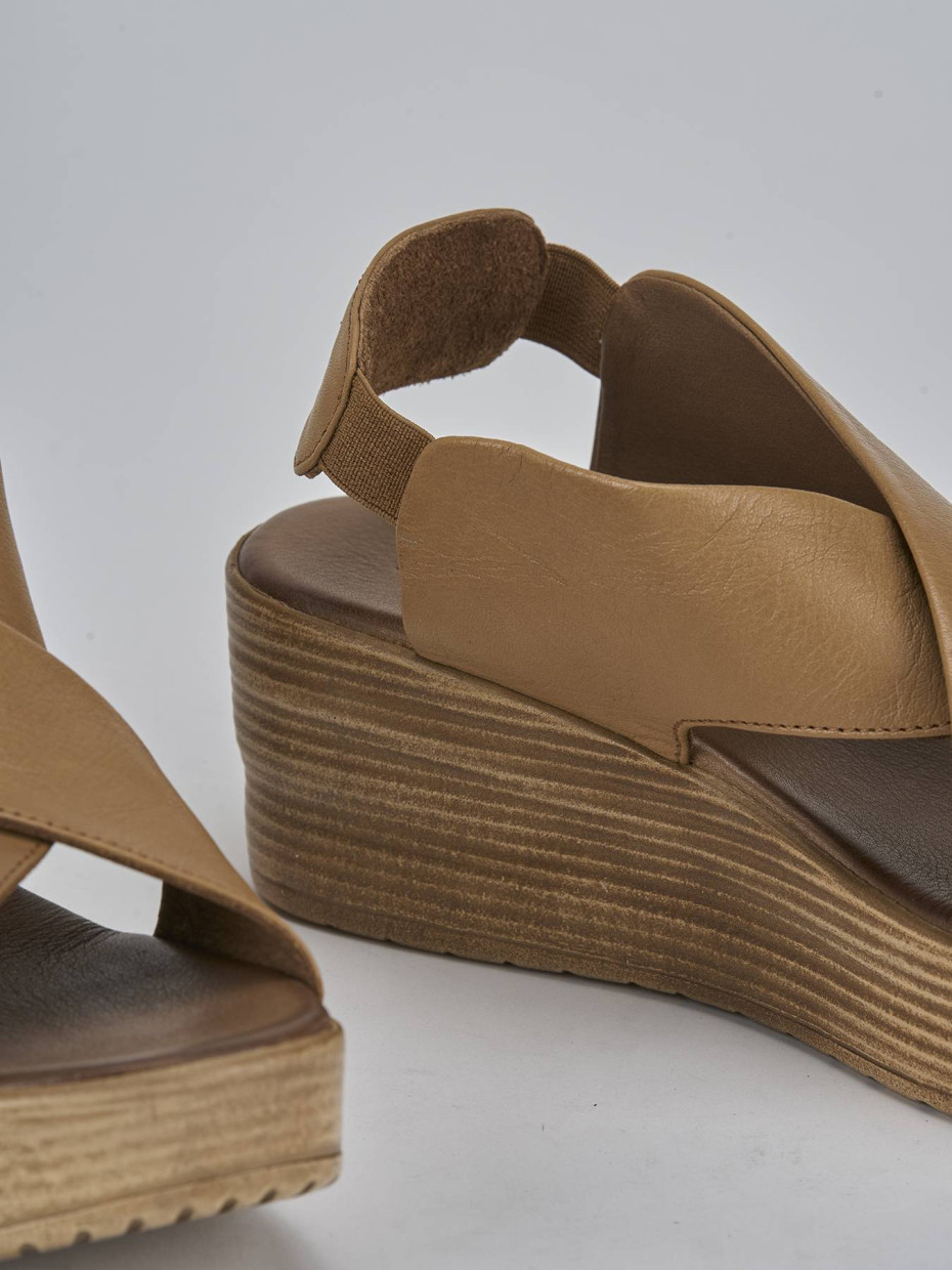 Wedge heels heel 6 cm brown leather