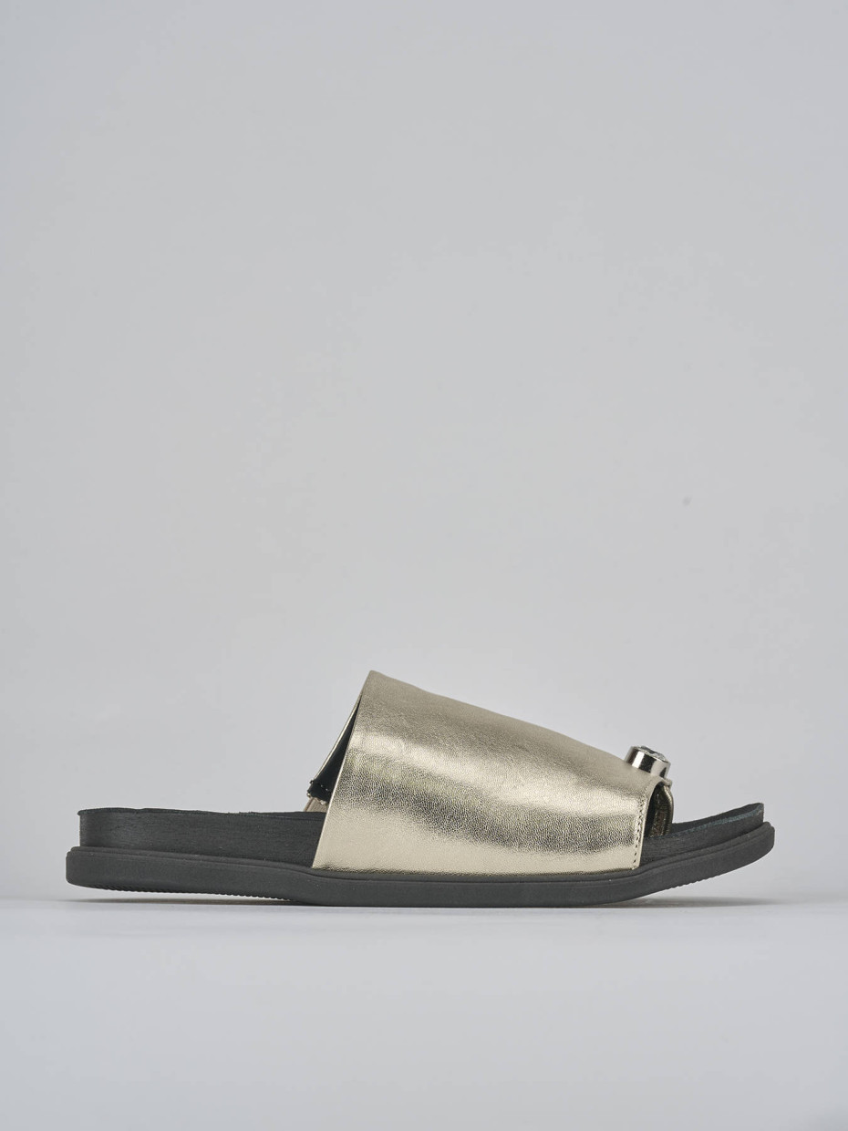 Slippers heel 1 cm gold leather