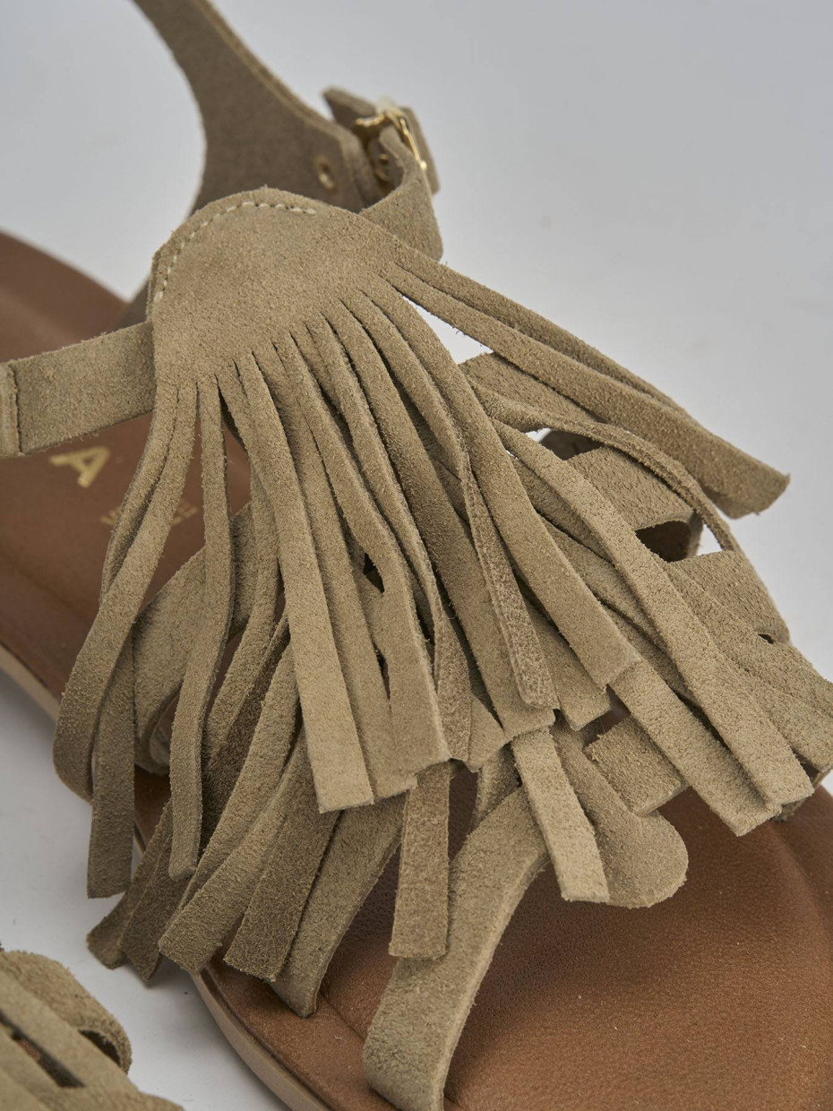 Sandalias de tacón bajo tacón 1 cm beis ante