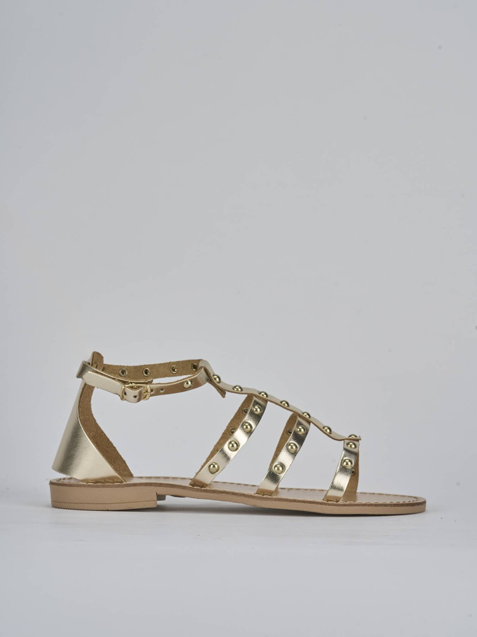 Sandalias de tacón bajo tacón 1 cm oro laminado