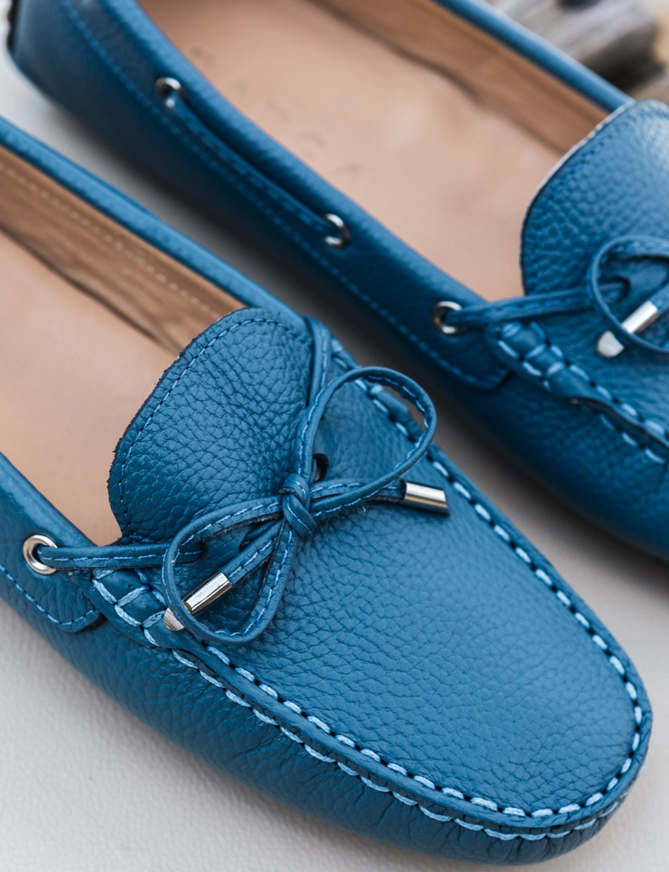 Mocasines tacón 1 cm jeans cuero