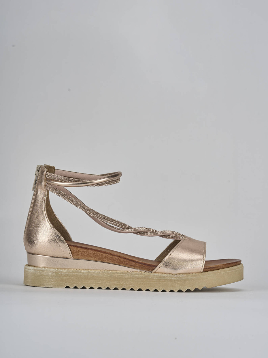 Low heel sandals heel 3 cm bronze leather