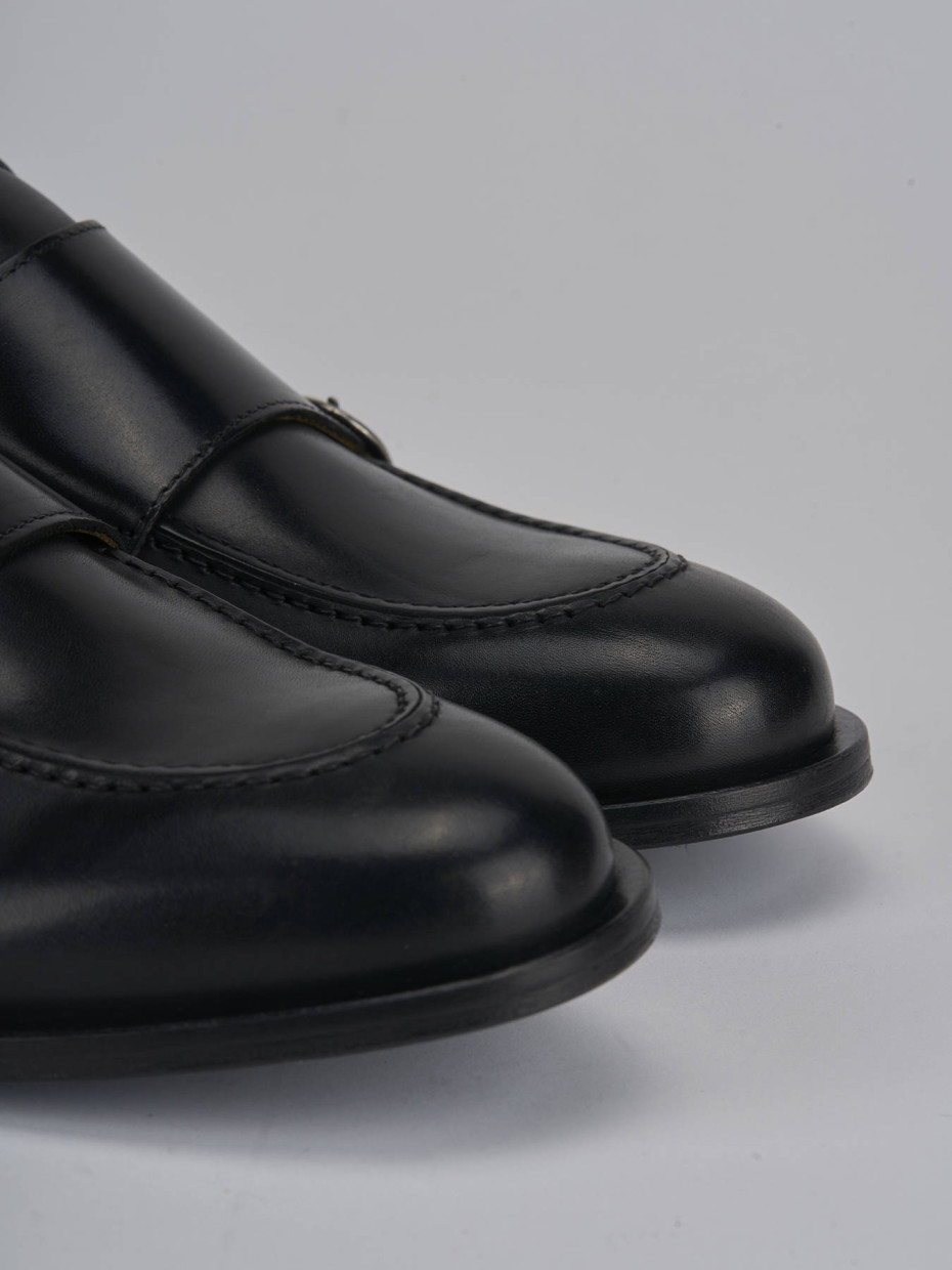 Mocasines negro cuero