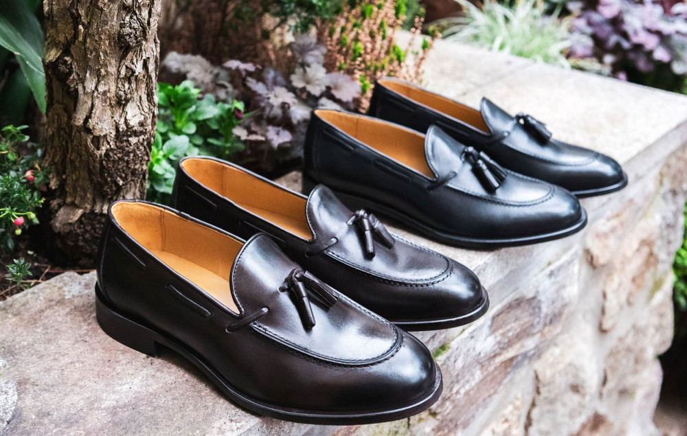 Loafers dark brown leather