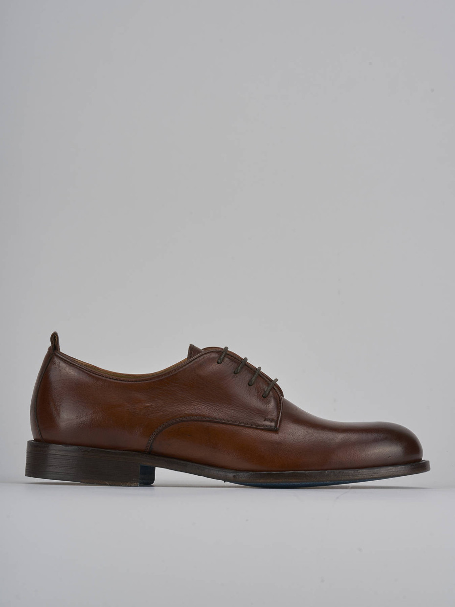 Zapatos de cordones marrón cuero