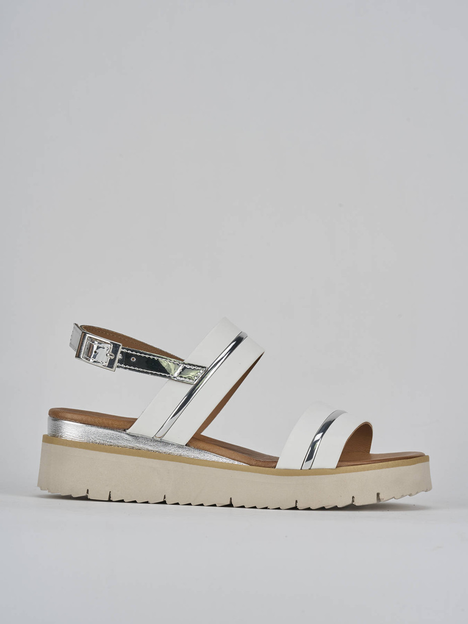 Low heel sandals heel 3 cm white leather