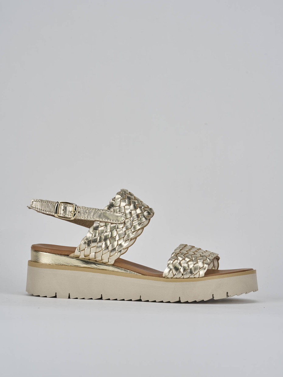 Wedge heels heel 3 cm gold leather
