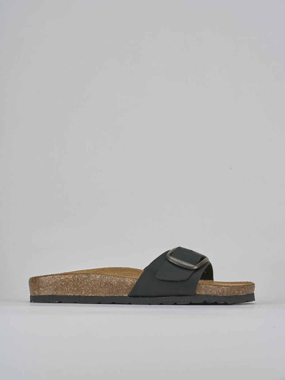 Mules negro cuero