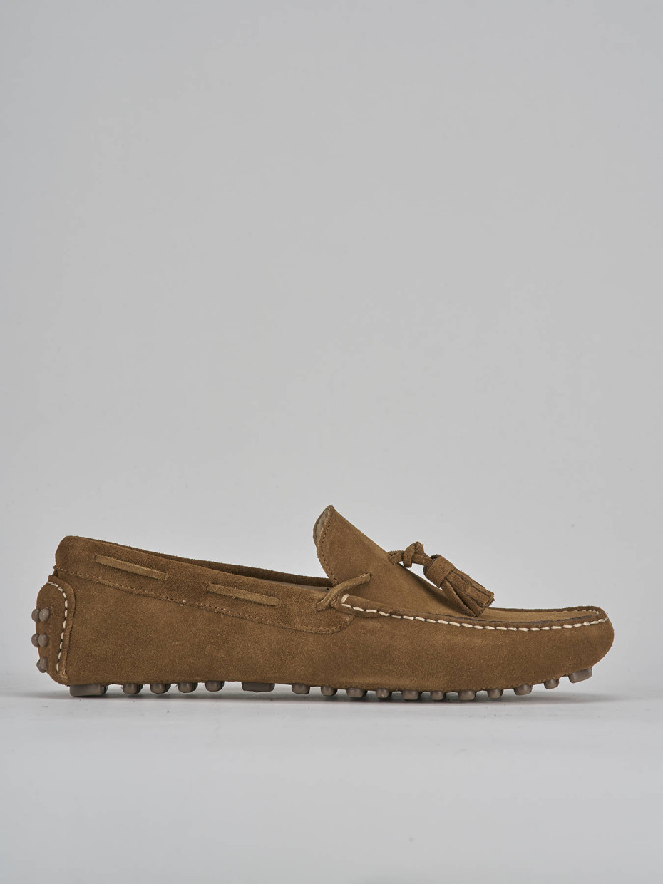 Loafers brown suede