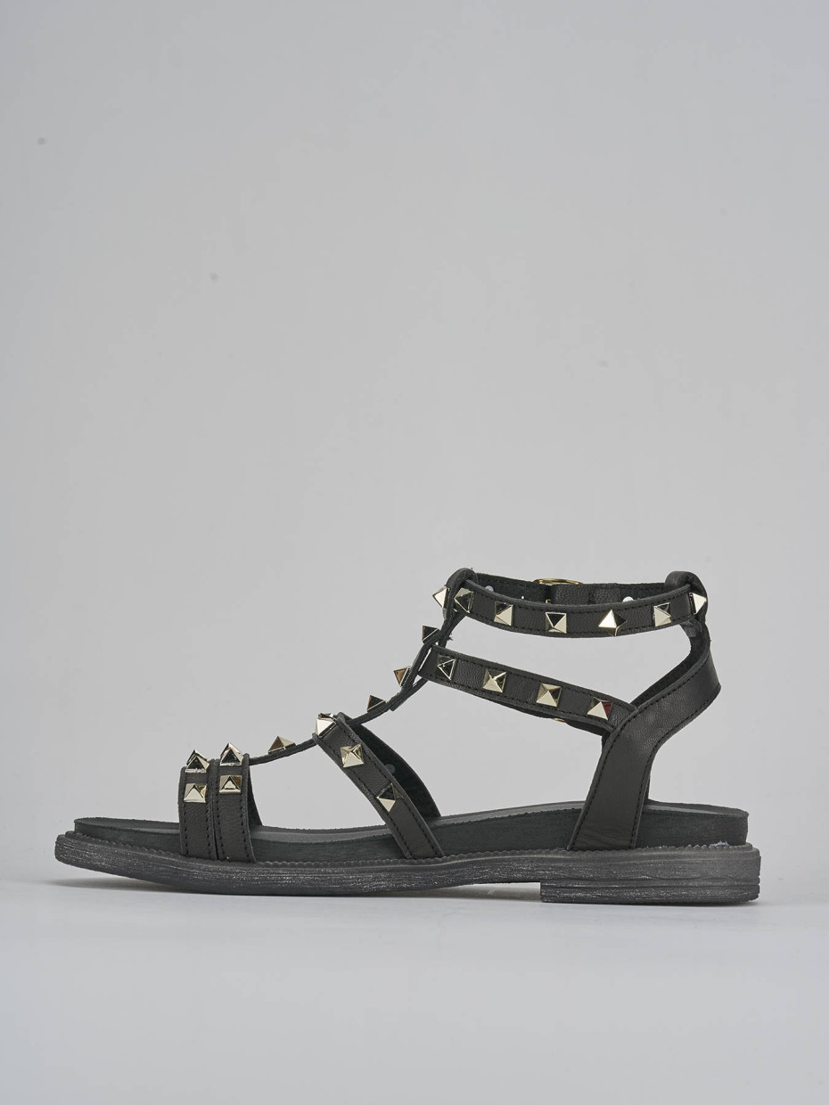 Low heel sandals heel 2 cm black leather