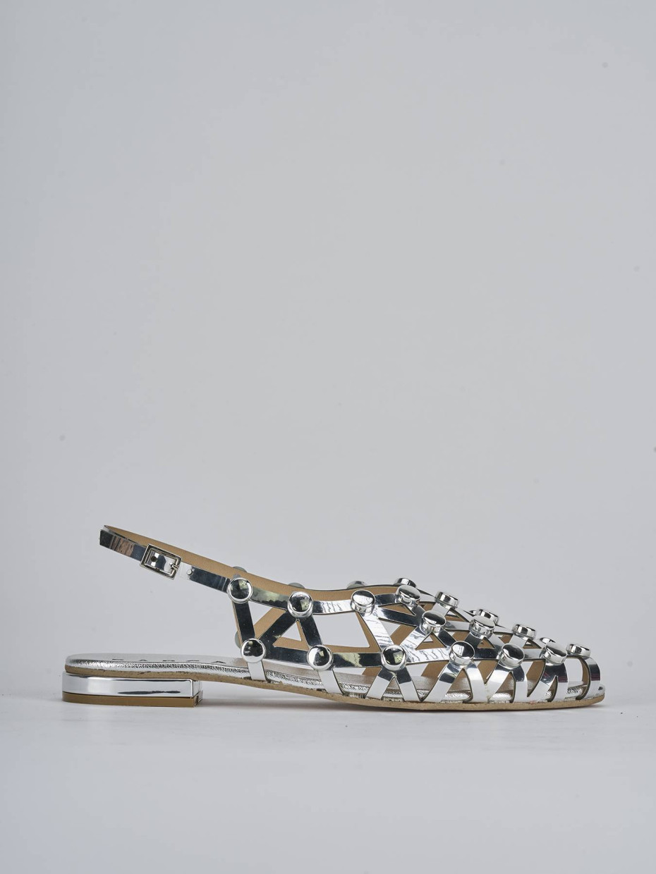 Low heel sandals heel 2 cm silver leather