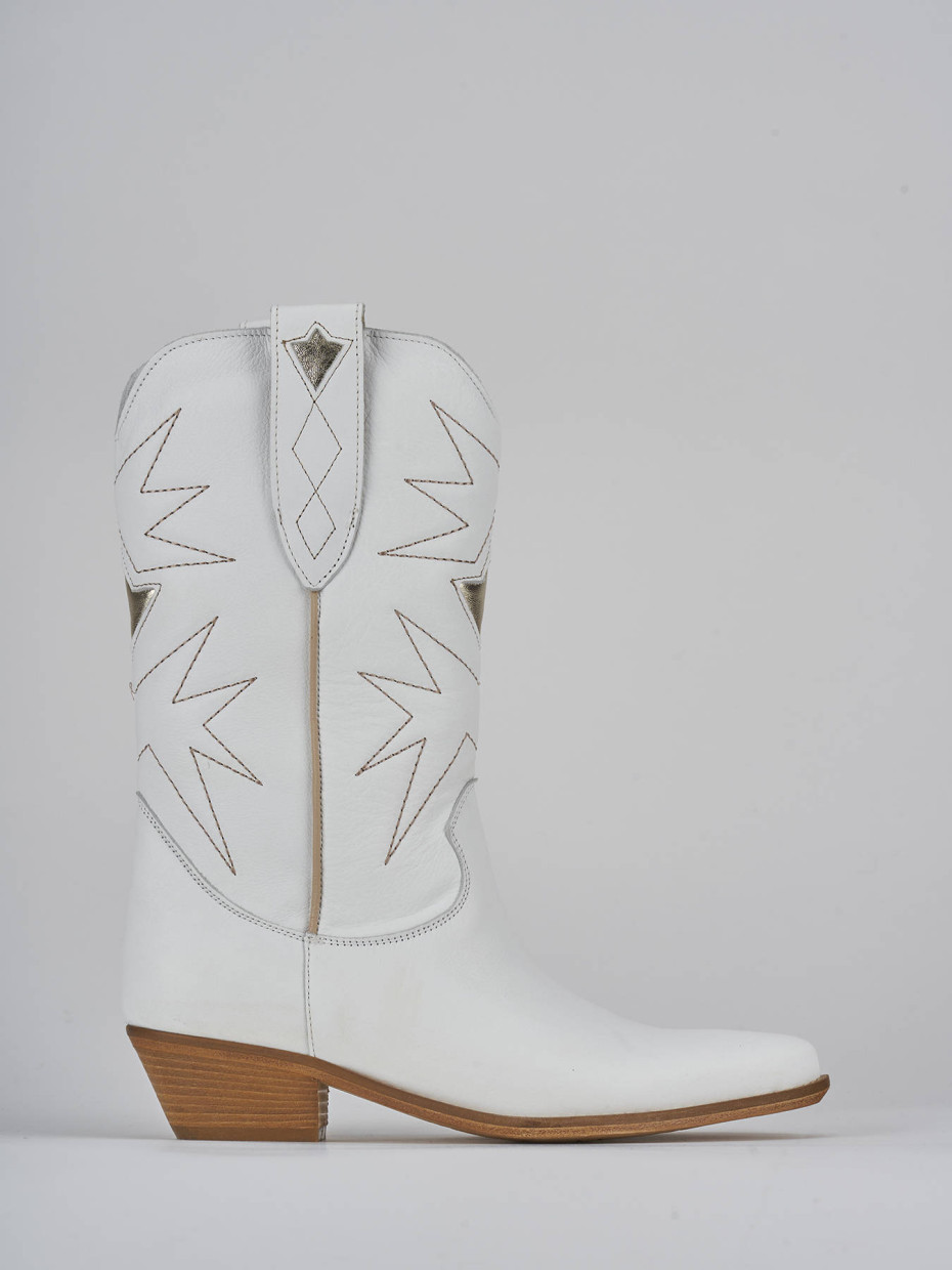 Low heel boots heel 4 cm white leather