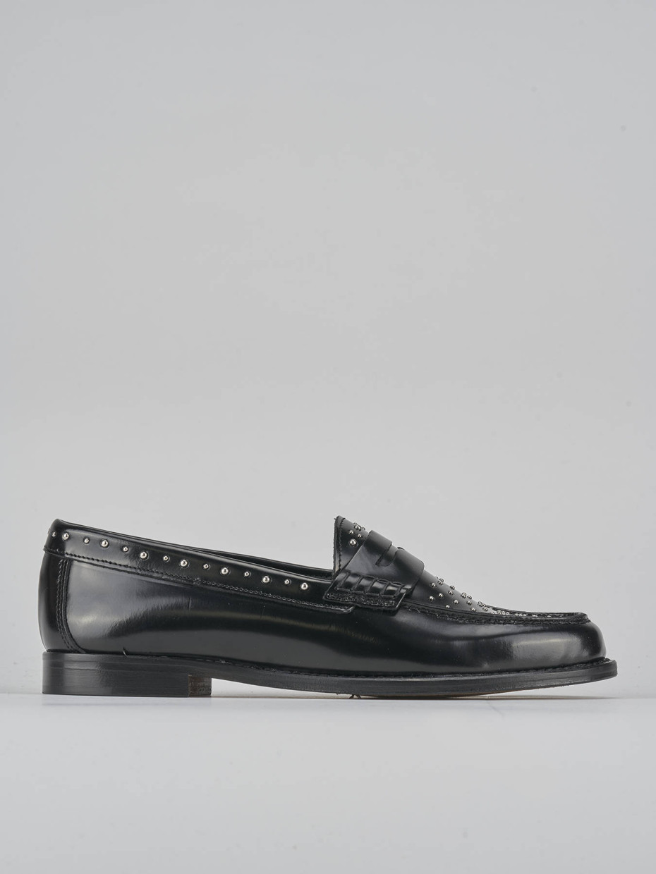 Mocasines tacón 2 cm negro cuero