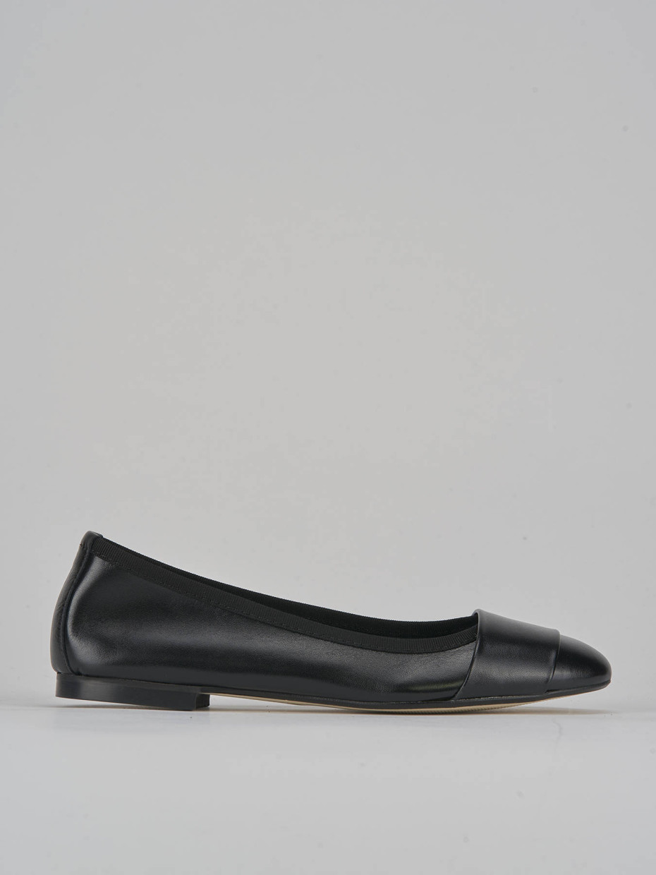 Flat shoes heel 1 cm black leather