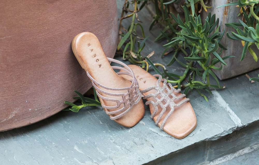 Mules tacón 1 cm oro cuero