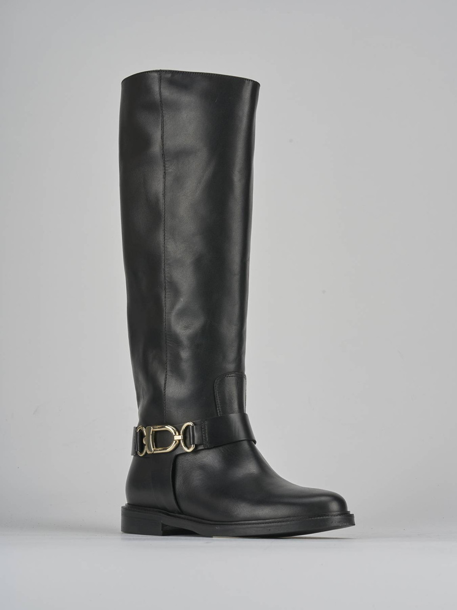 Botas de tacón bajo tacón 2 cm negro cuero