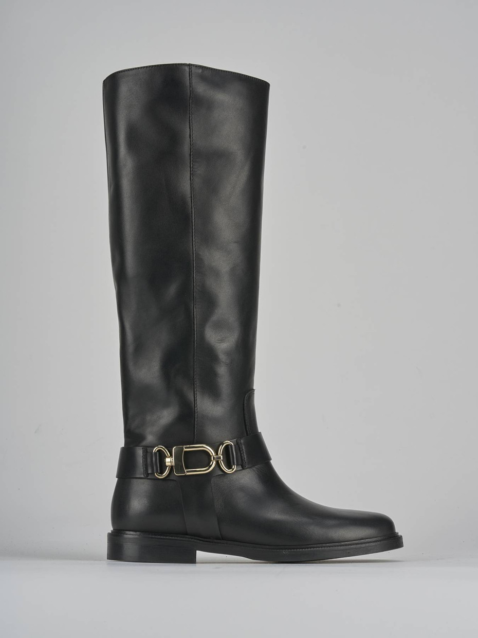 Botas de tacón bajo tacón 2 cm negro cuero