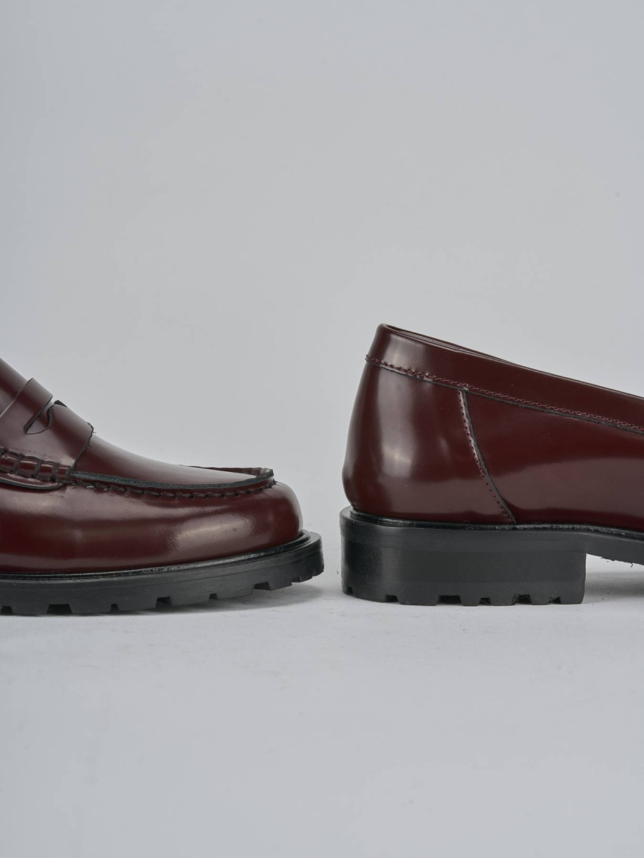 Mocasines tacón 3 cm burdeos cuero