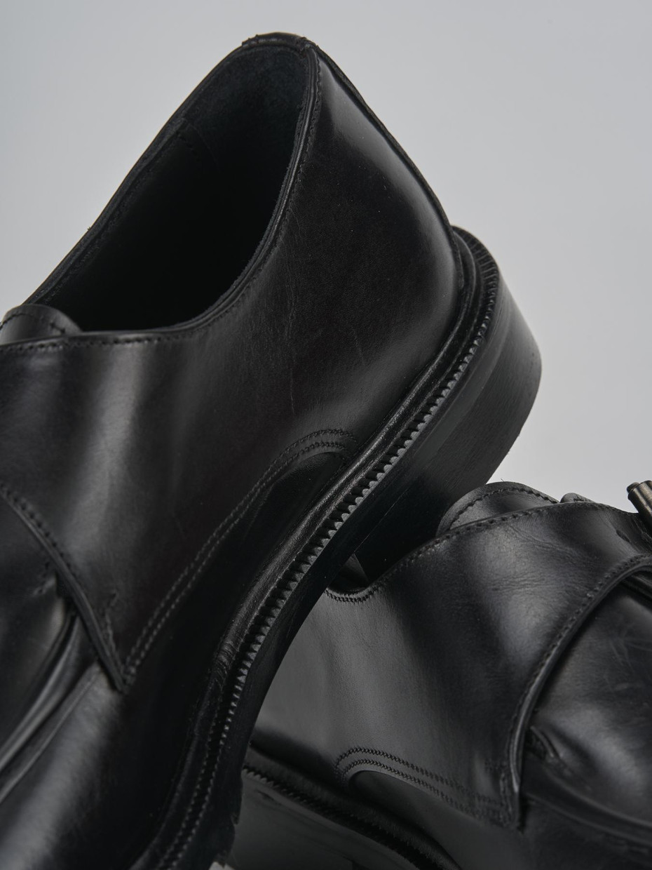 Mocasines tacón 2 cm negro cuero