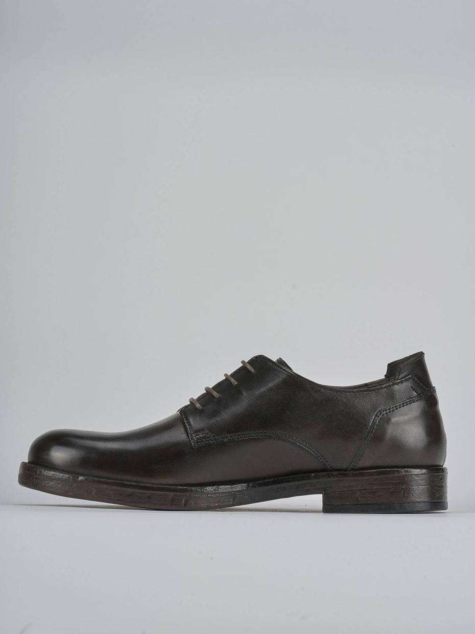 Zapatos de cordones marrón oscuro cuero