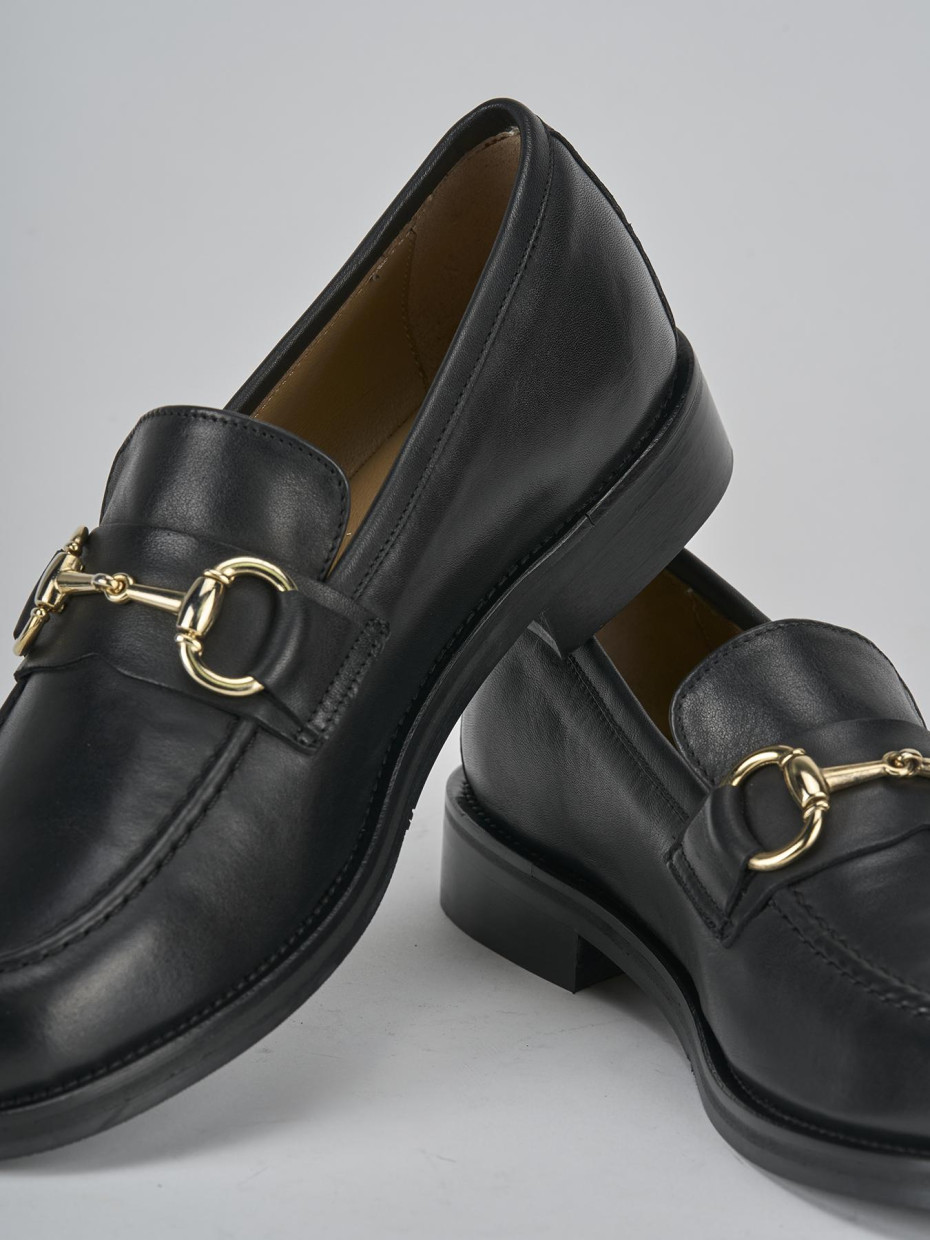 Mocassini tacco 2cm pelle nero