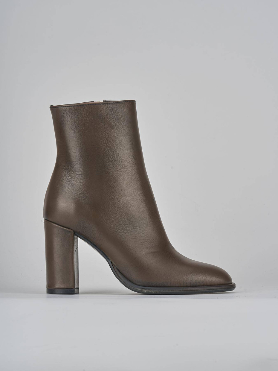 High heel ankle boots heel 9 cm dark brown leather