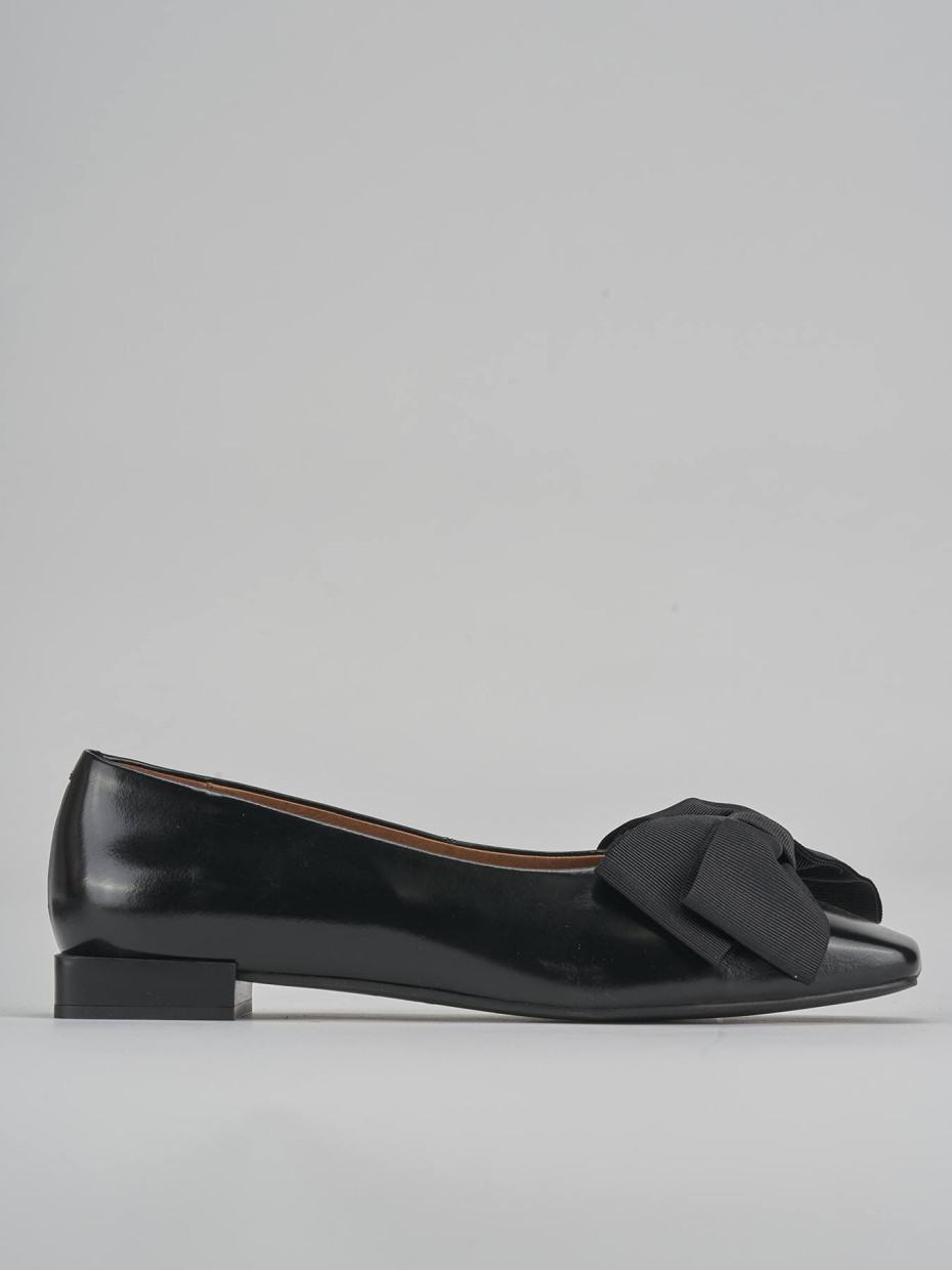 Flat shoes heel 1 cm black leather