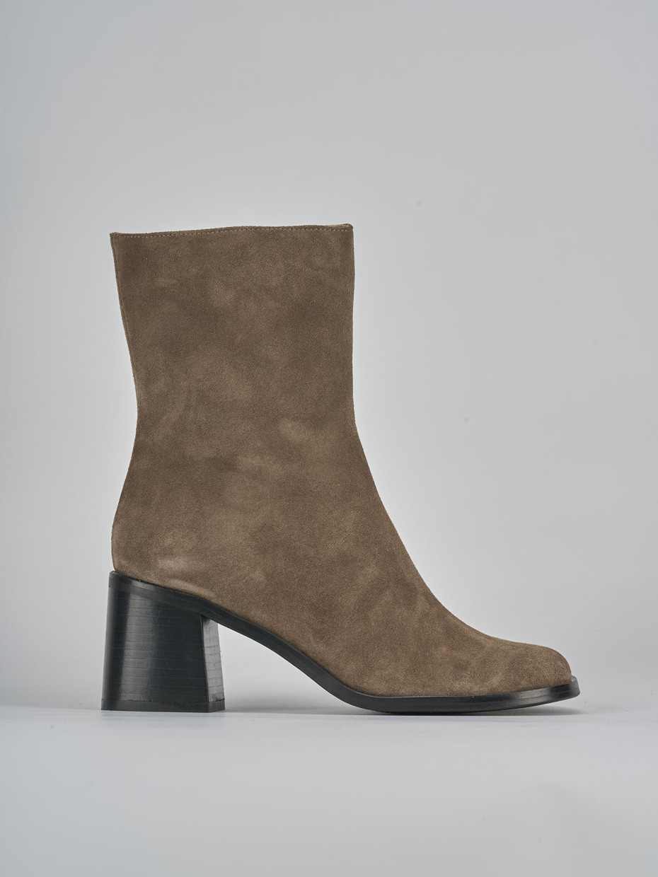 Botines de tacón alto tacón 5 cm beis ante