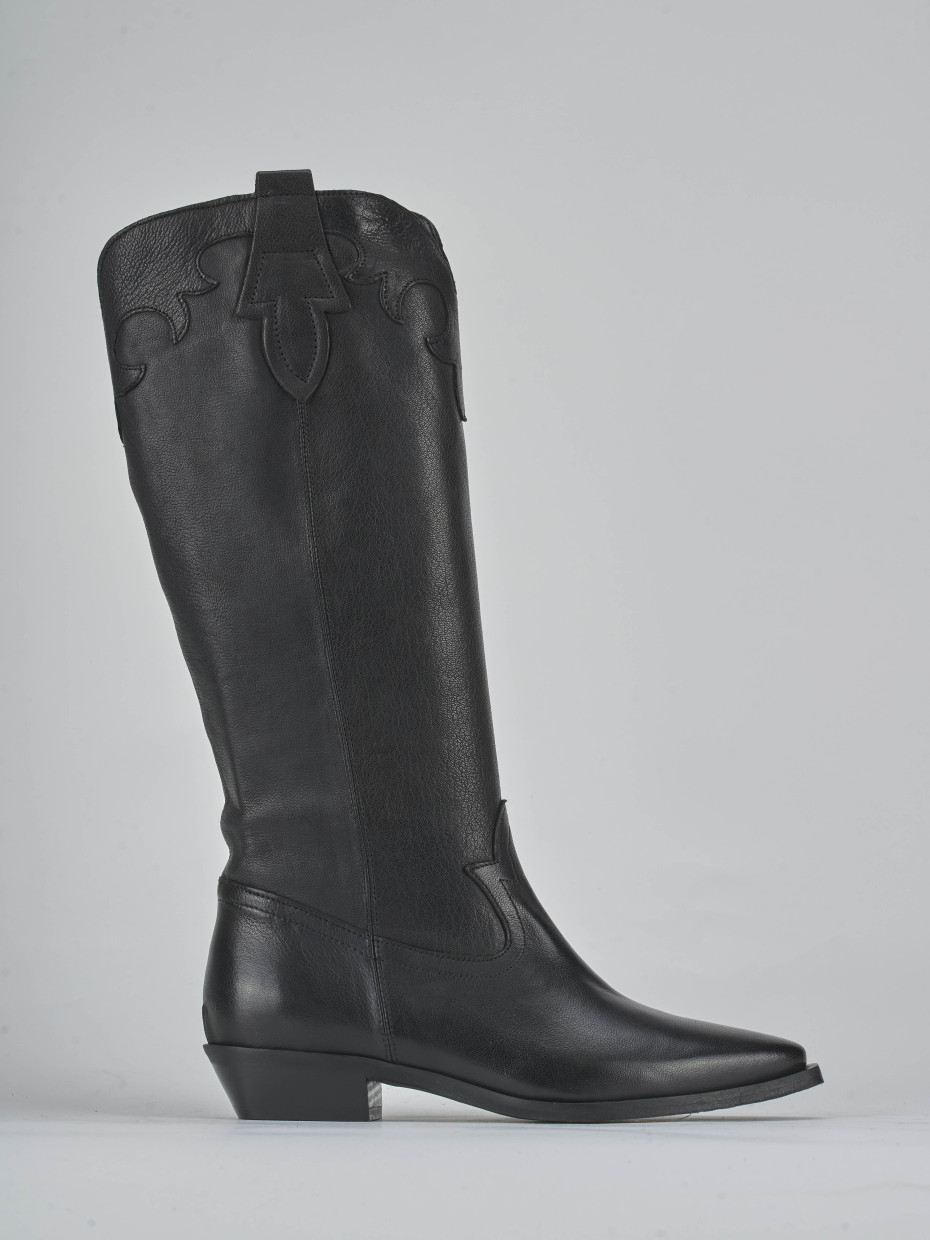 Botas de tacón bajo tacón 3 cm negro cuero