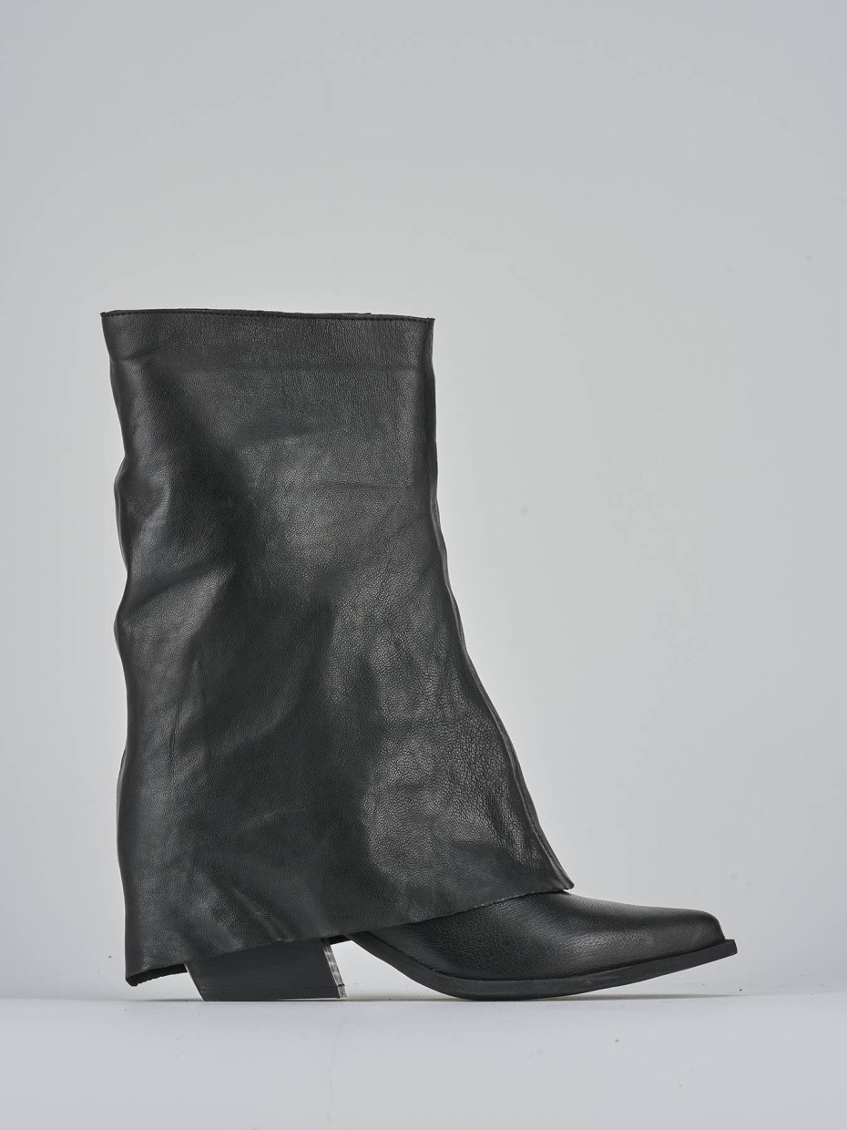 High heel boots heel 7 cm black leather