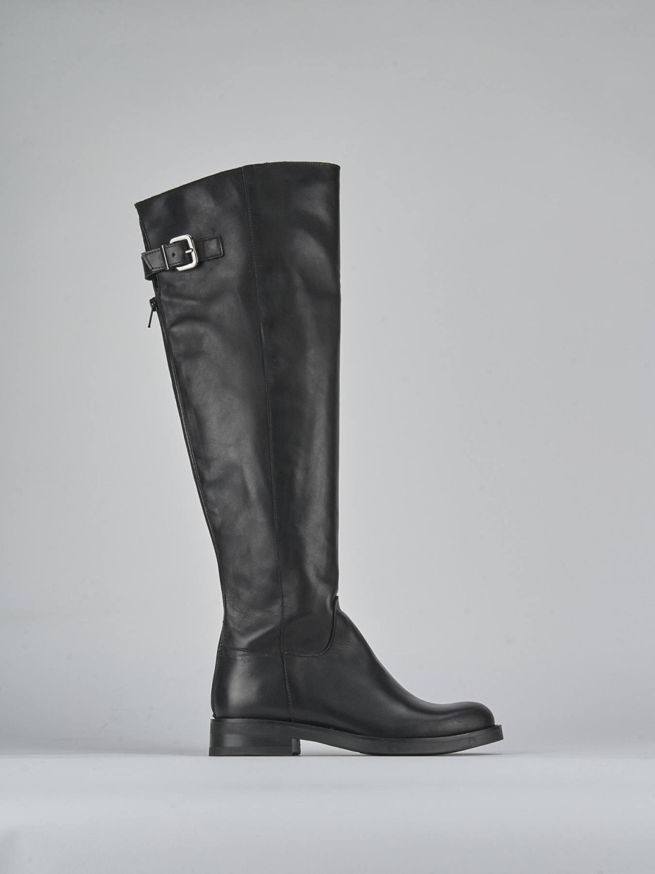 Low heel boots heel 1 cm black leather