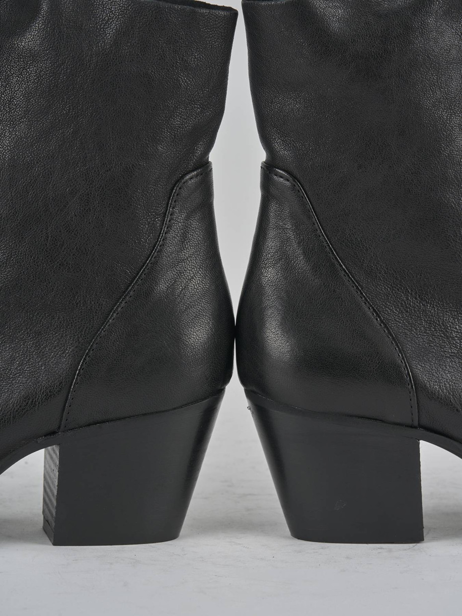 Botines de tacón alto tacón 7 cm negro cuero