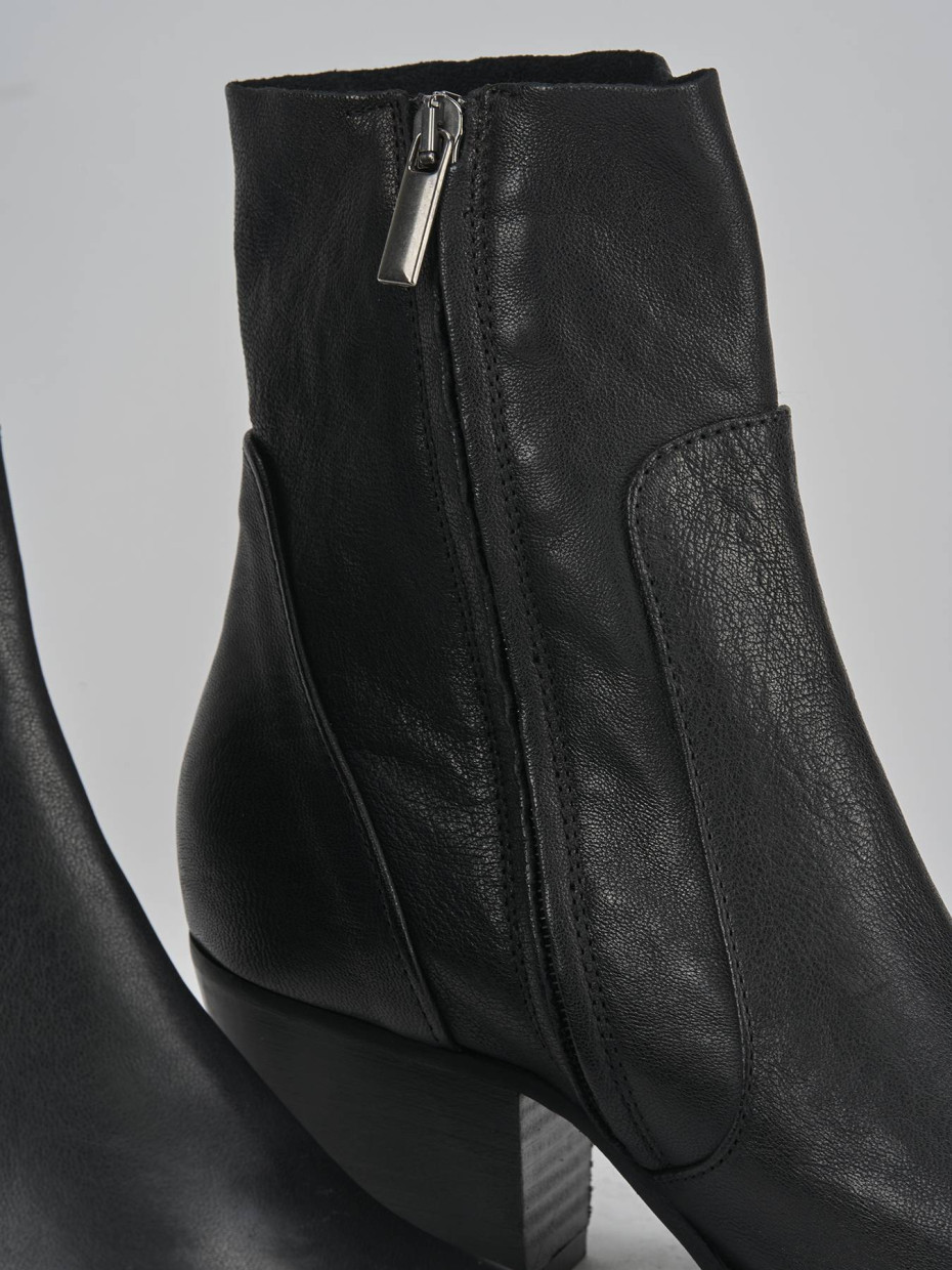 Botines de tacón alto tacón 7 cm negro cuero
