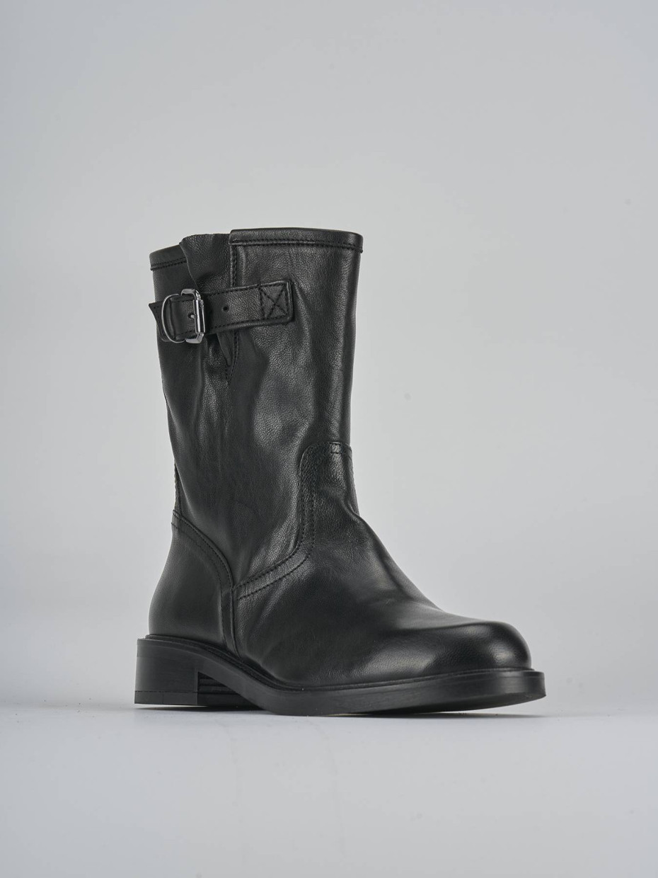 Stivaletti tacco 2cm pelle nero