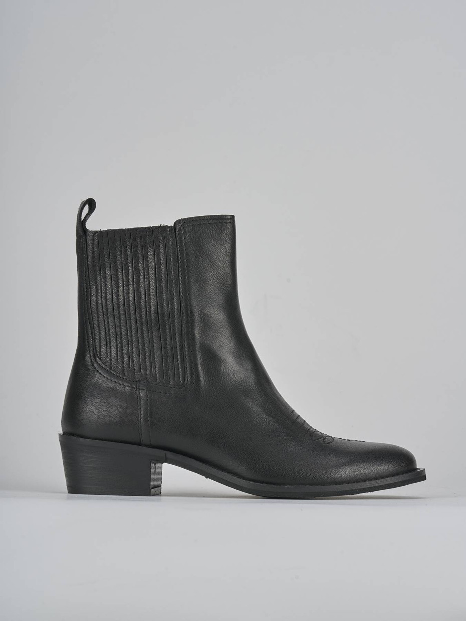 Botines de tacón bajo tacón 3 cm negro cuero
