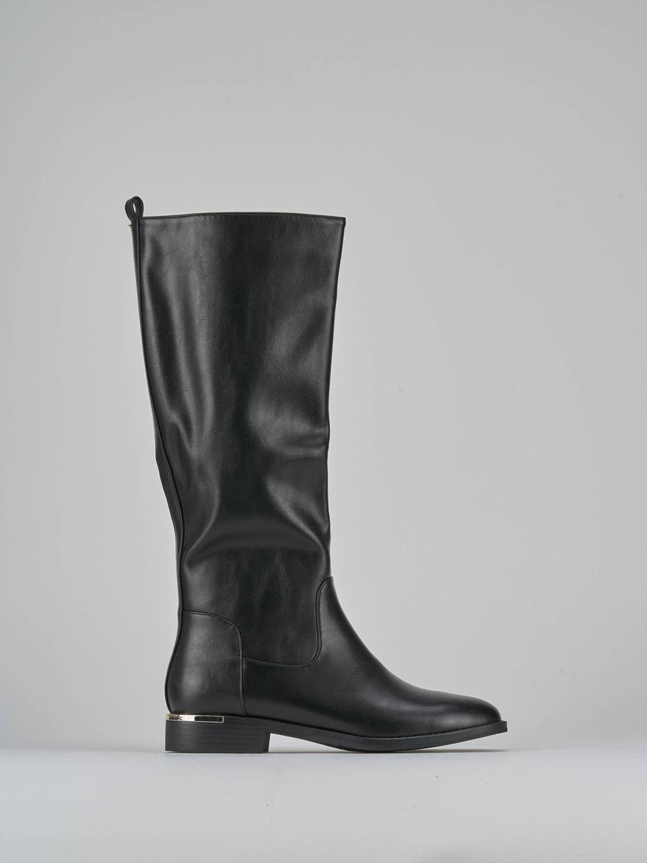 Low heel boots heel 2 cm black leather