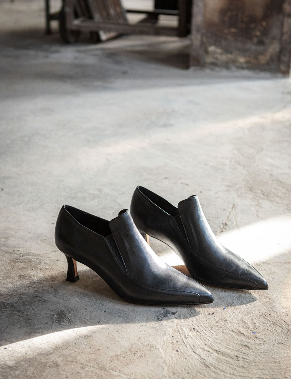 Botines de tacón alto tacón 5 cm negro cuero