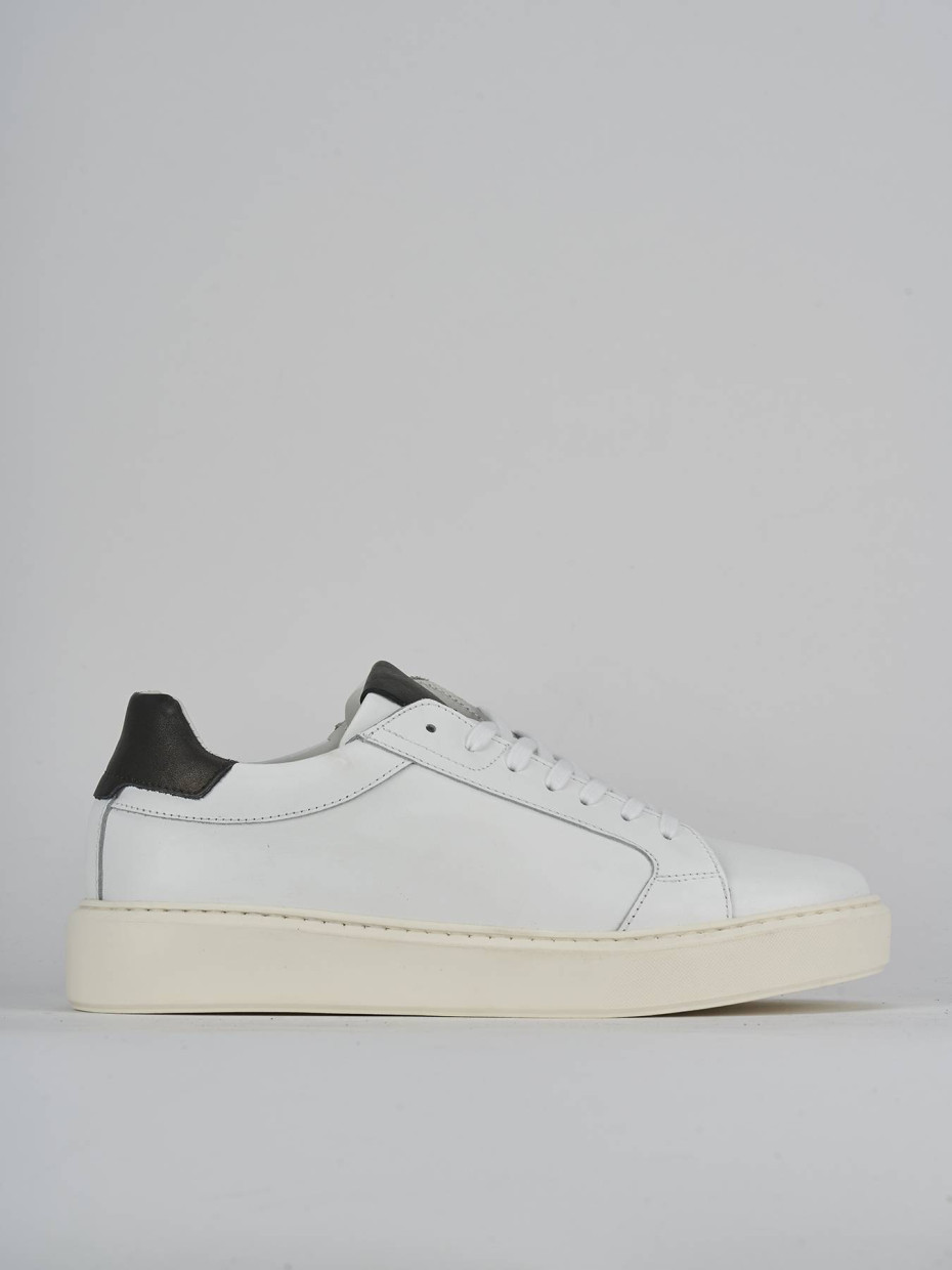 Zapatillas deportivas blanco cuero