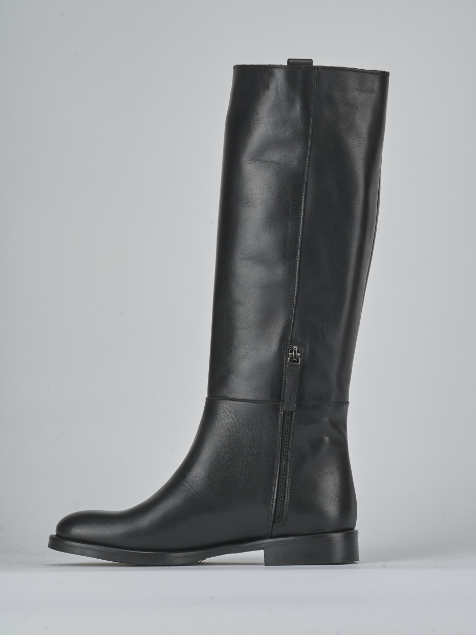 Stivali tacco 2cm pelle nero